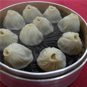 小籠湯包